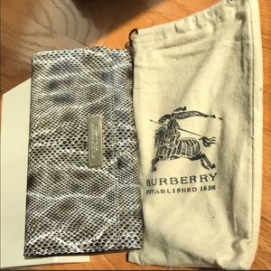 Burberry Wallet.